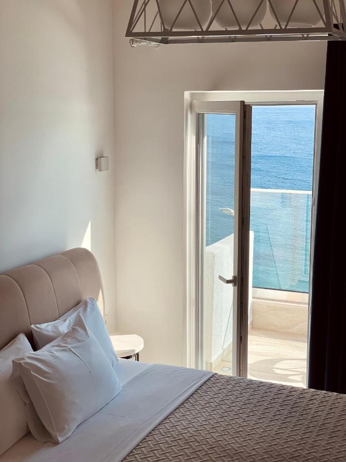 Bed and Breakfast Ionian Terrace Химара Экстерьер фото